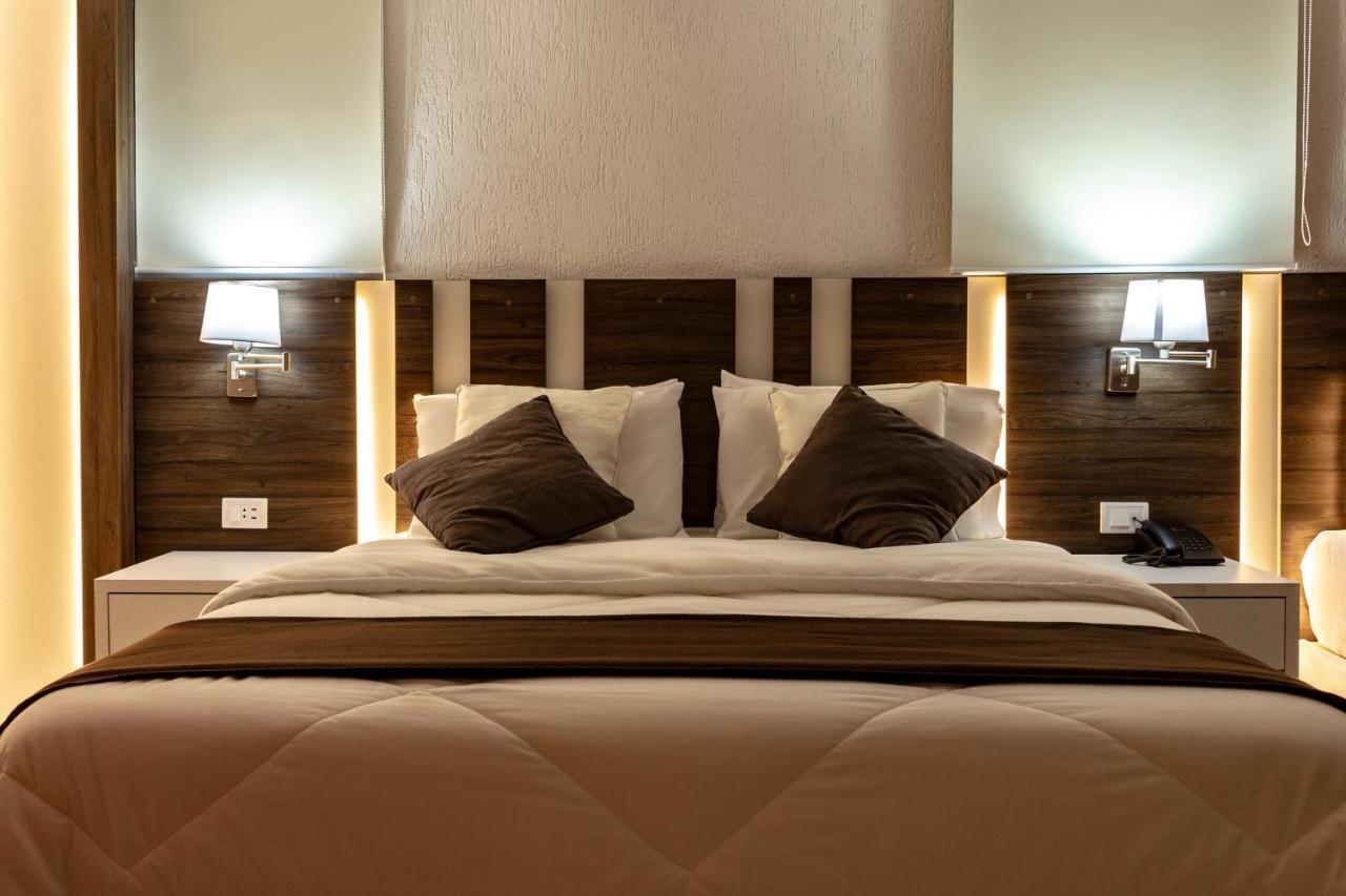 Hotel Los Alpes Cipreses Asuncion Ngoại thất bức ảnh